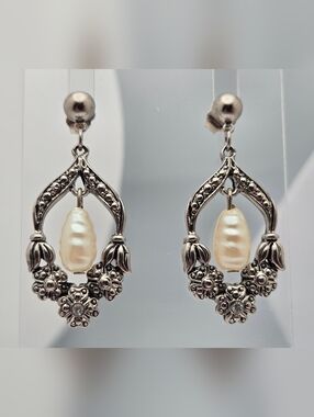 Vintage Avon Baroque Pearl Dangle Earrings Silver Tone Art Deco 1.5"